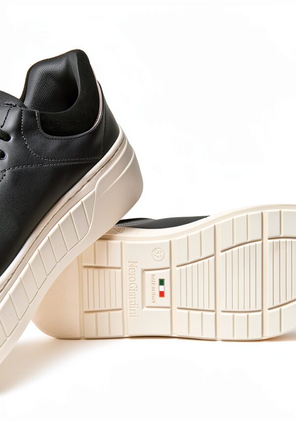 B.A.G. Damen Sneaker Leder Schnürschuh Schwarz Flatform-1